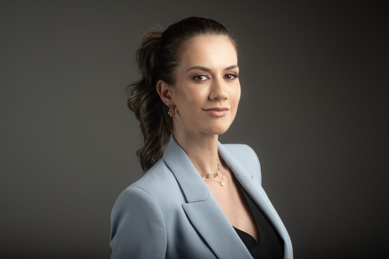 Mariana Schuster, advogada